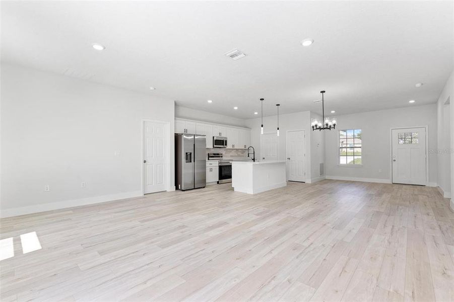 Spacious, unfurnished interior of a new home in , Ocala (Image 17).