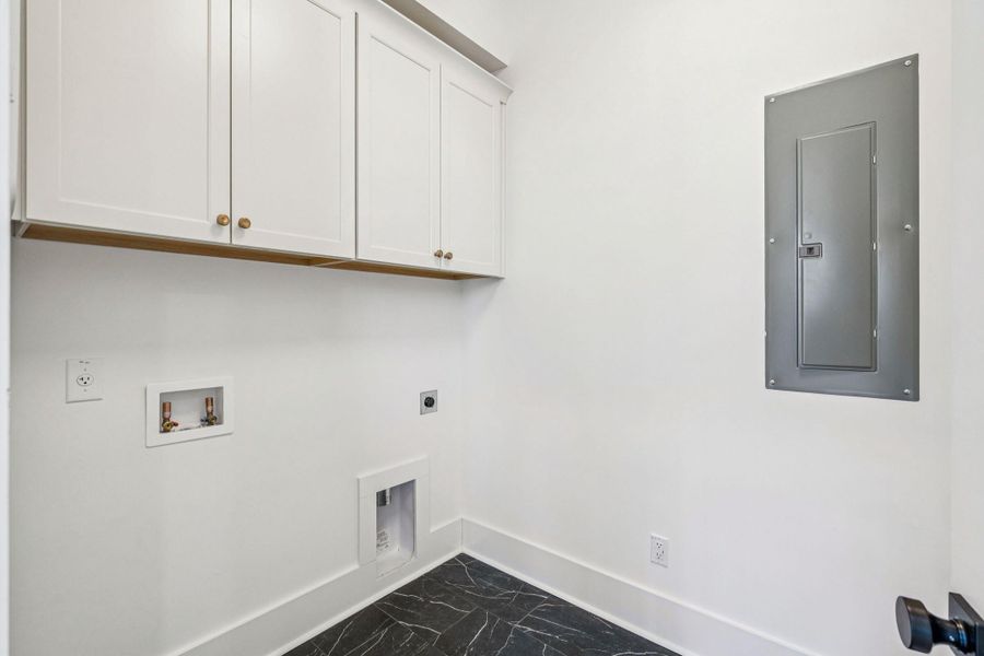 Spacious, unfurnished interior of a new home in , Awendaw (Image 61).