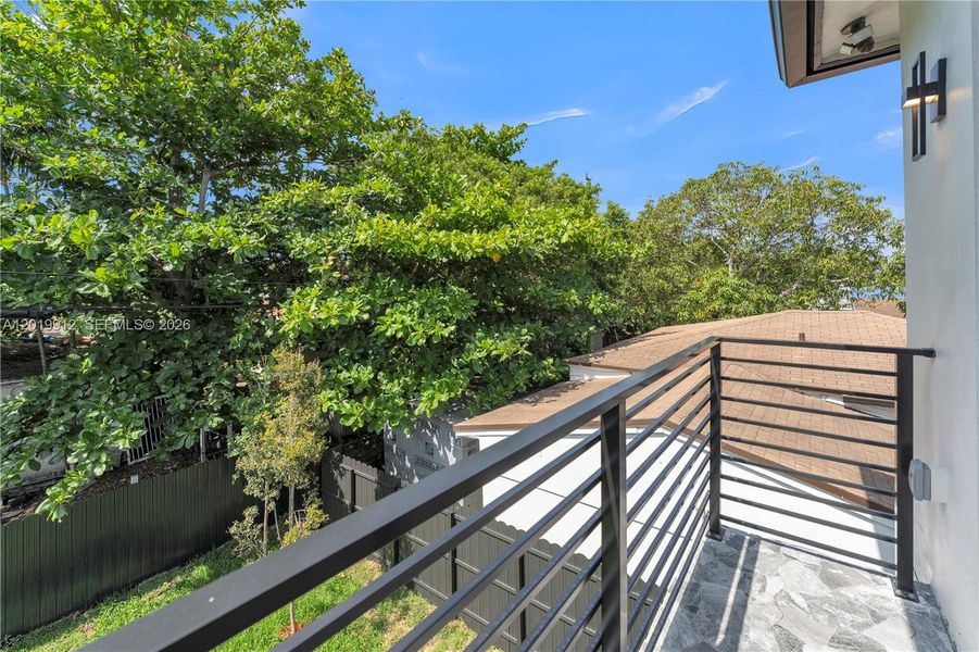 Exterior details and patio area of a home in , Miami (Image 3).