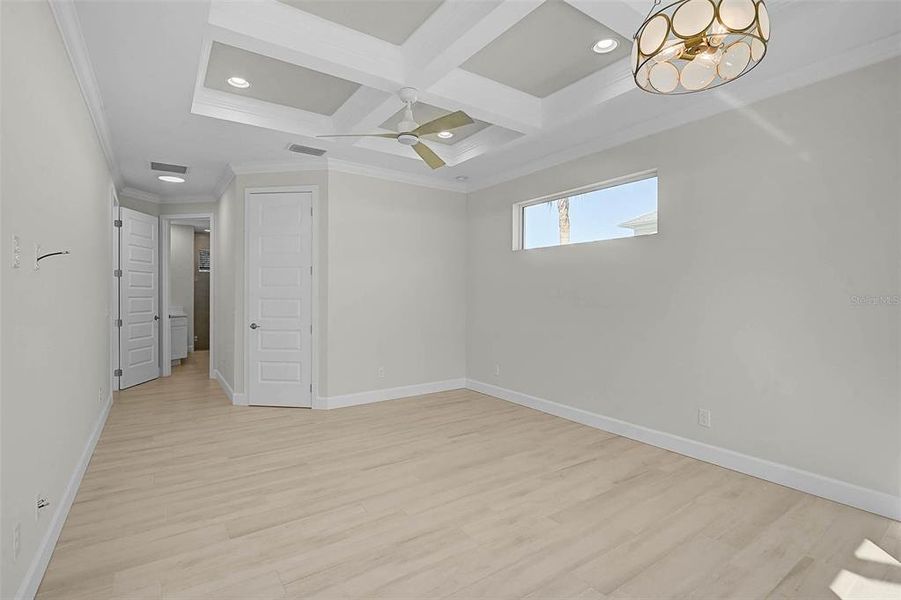 Spacious, unfurnished interior of a new home in , Port Charlotte (Image 32).