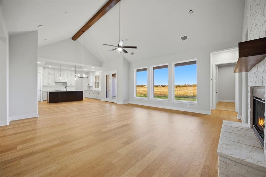 Spacious, unfurnished interior of a new home in Waterfall Ranch - 1 Acre Lots, Waxahachie (Image 19). Spacious, unfurnished interior of a new home in Waterfall Ranch - 1 Acre Lots, Waxahachie (Image 19).