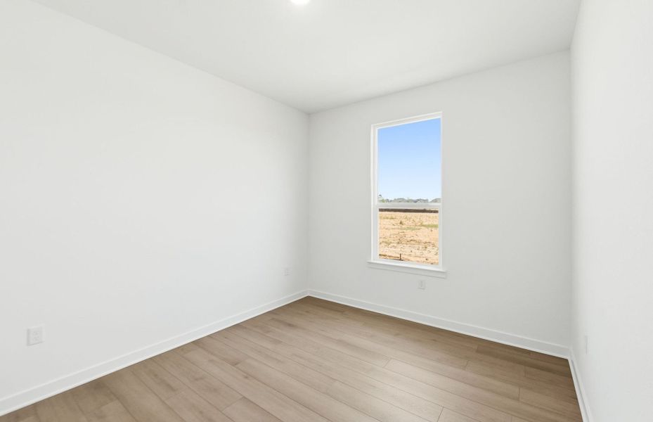 Spacious, unfurnished interior of a new home in Del Webb Austin at Lost Pines, Bastrop (Image 30). Spacious, unfurnished interior of a new home in Del Webb Austin at Lost Pines, Bastrop (Image 30).