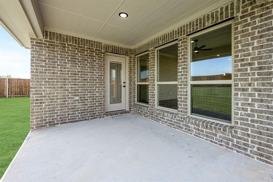 Spacious, unfurnished interior of a new home in Willow Wood Classic 50, McKinney (Image 18). Spacious, unfurnished interior of a new home in Willow Wood Classic 50, McKinney (Image 18).