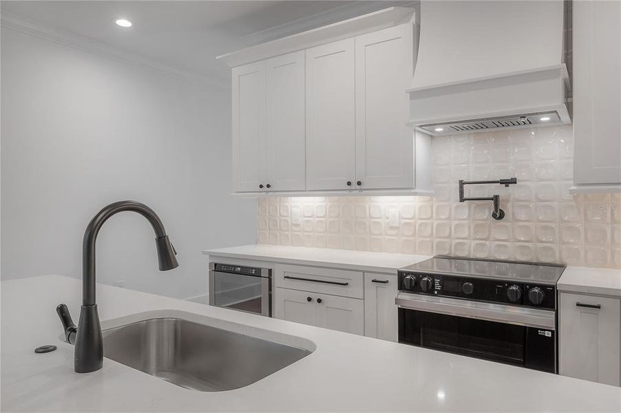 Close-up of interior finishes inside a home in , Tampa (Image 21). Close-up of interior finishes inside a home in , Tampa (Image 21).