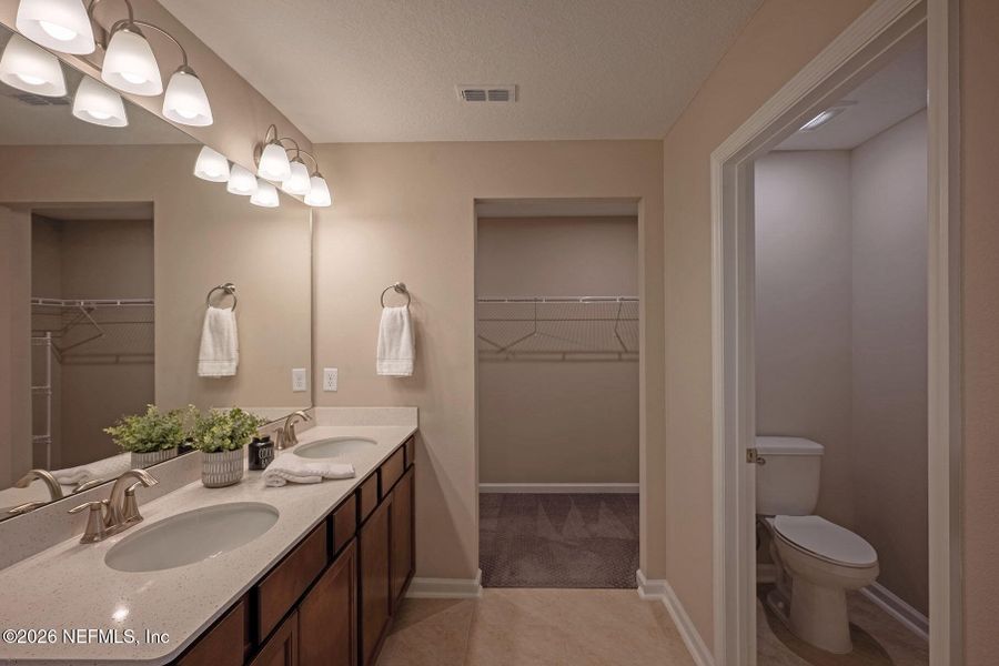Furnished interior view inside a new home in Edinburgh Village, Jacksonville (Image 54).