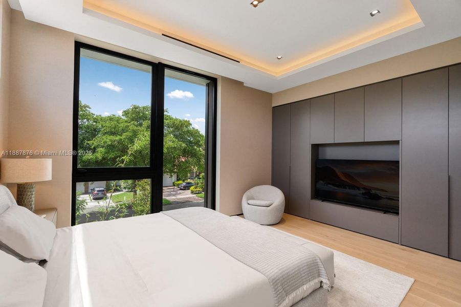 Image 46 of a home in .