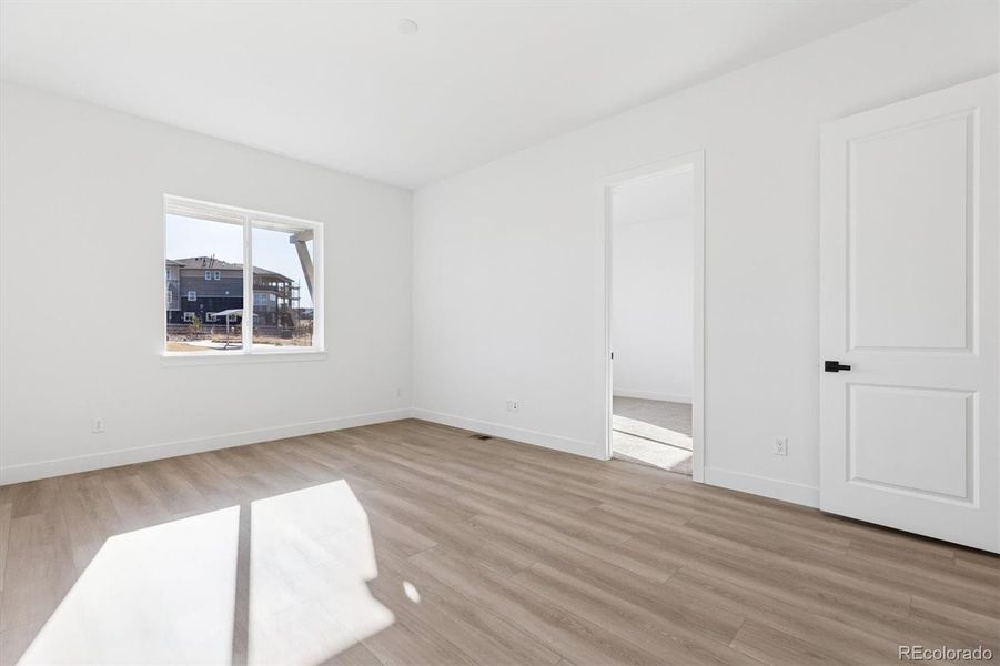 Spacious, unfurnished interior of a new home in , Littleton (Image 18).