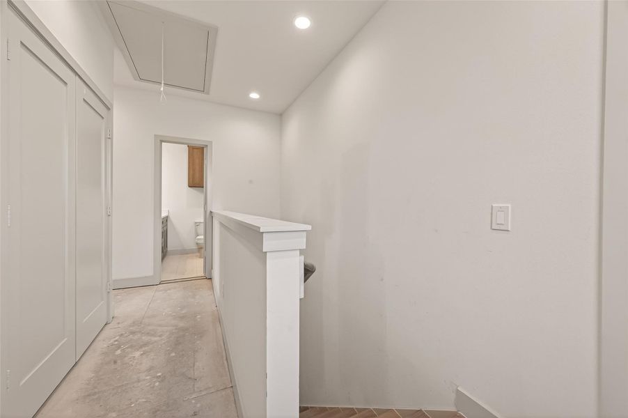 Spacious, unfurnished interior of a new home in , Houston (Image 19).