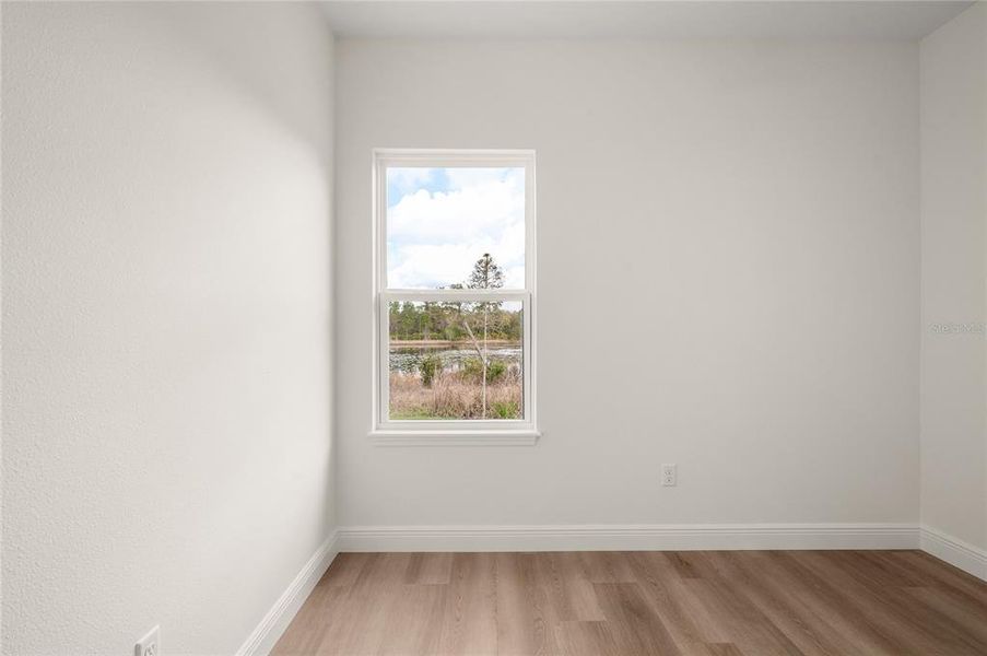 Spacious, unfurnished interior of a new home in , Osteen (Image 43).