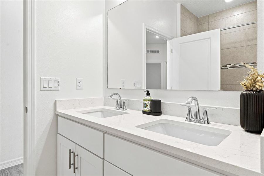 Image 37 of a home in . Image 37 of a home in .