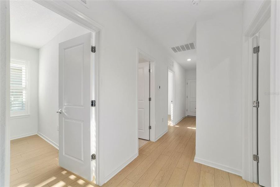 Spacious, unfurnished interior of a new home in , Ocala (Image 36).