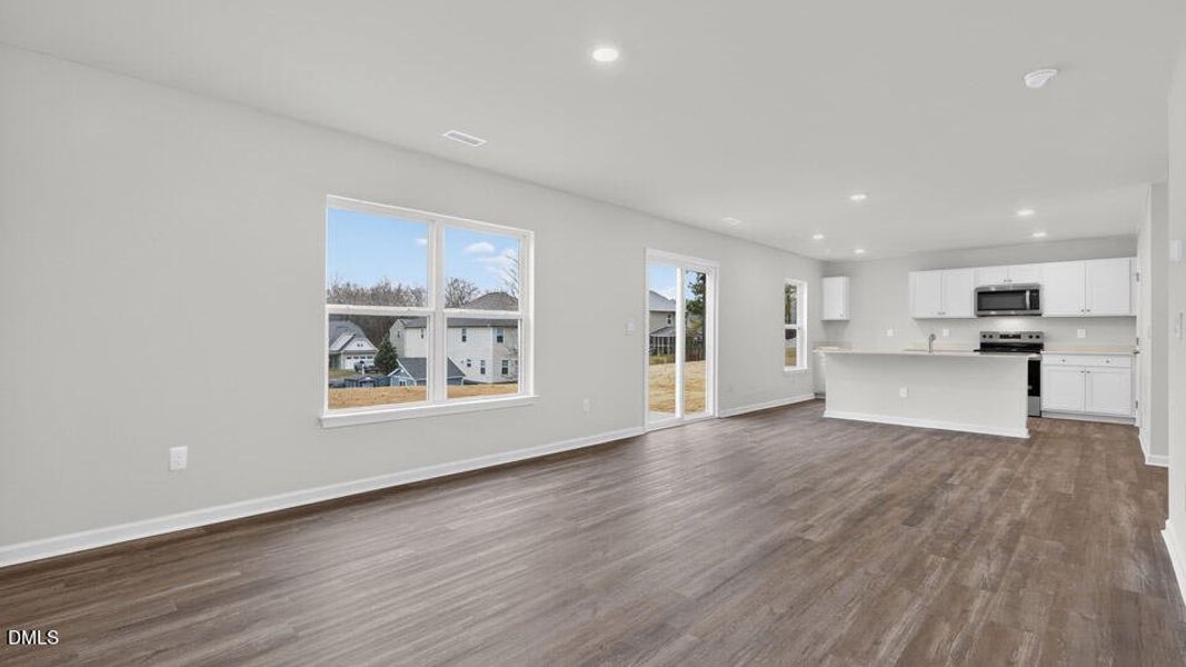 113-ross-dr-dr-horton-015