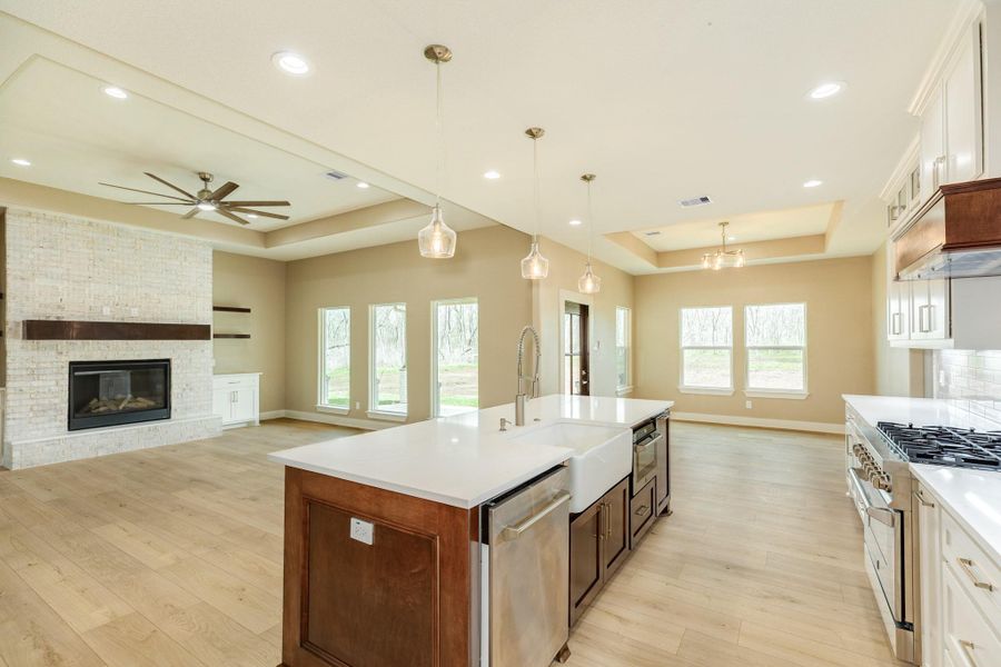 Furnished interior view inside a new home in , Richwood (Image 18).