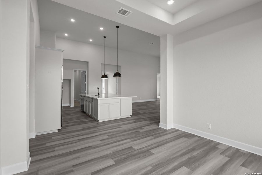 Spacious, unfurnished interior of a new home in Homestead, Schertz (Image 28).