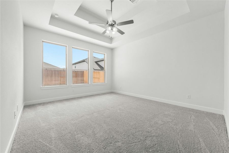 Spacious, unfurnished interior of a new home in Sunterra, Katy (Image 17). Spacious, unfurnished interior of a new home in Sunterra, Katy (Image 17).