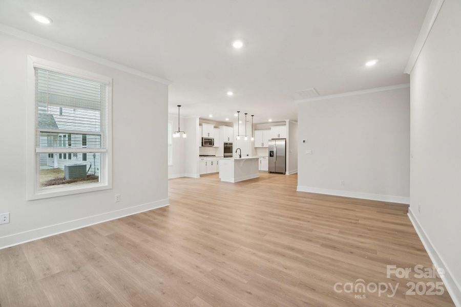 Spacious, unfurnished interior of a new home in Oak Grove Hill, Huntersville (Image 18).