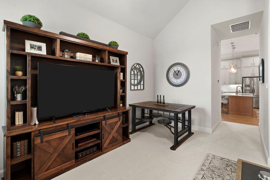 Conveniently located right off of the kitchen Conveniently located right off of the kitchen