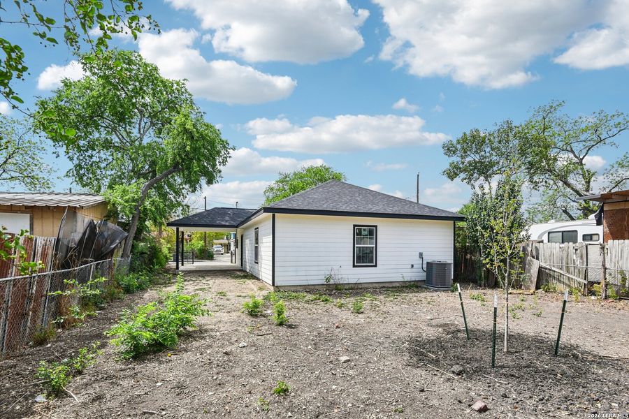 Exterior details and patio area of a home in , San Antonio (Image 4). Exterior details and patio area of a home in , San Antonio (Image 4).