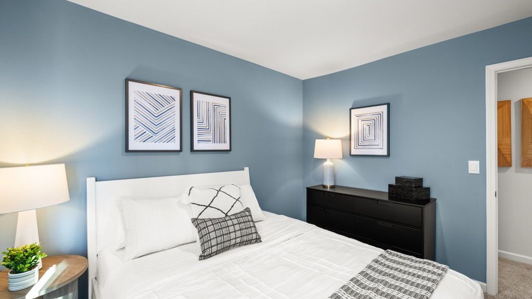 Representative furnished interior of a home built from the Sudbury 24' Townhome by D.R. Horton in Oconee Overlook Townhomes, Gainesville (Image 25).
