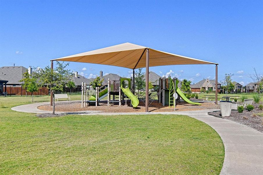 Community amenities in Parks at Panchasarp Farms, Burleson (Image 31).