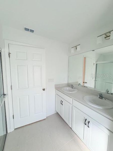 Image 20 of a home in .