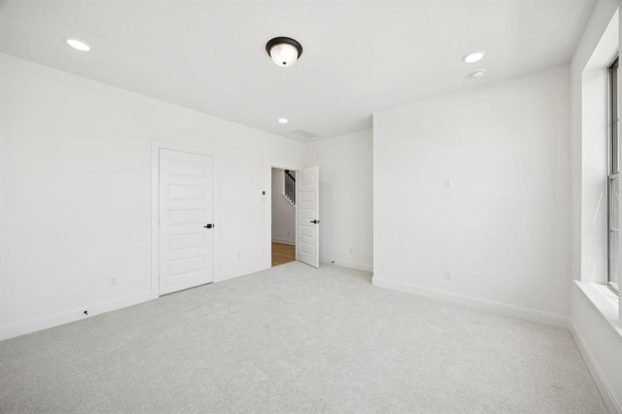 Spacious, unfurnished interior of a new home in Talia – Cottage Series, Mesquite (Image 20). Spacious, unfurnished interior of a new home in Talia – Cottage Series, Mesquite (Image 20).