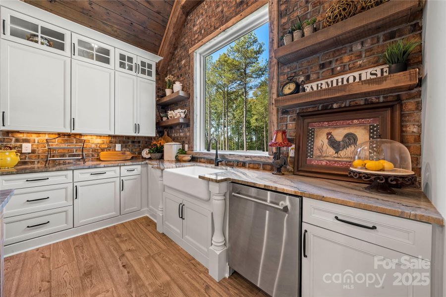 Image 42 of a home in .