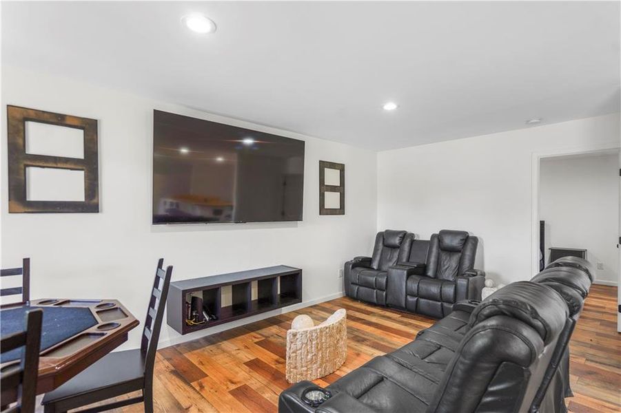 Furnished interior view inside a new home in , Jackson (Image 22).