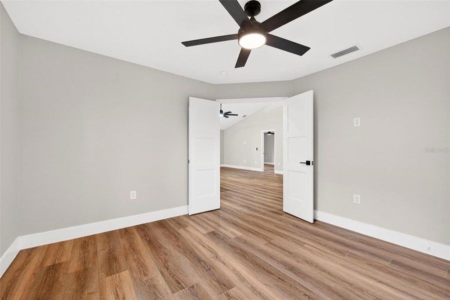 Spacious, unfurnished interior of a new home in , Umatilla (Image 28). Spacious, unfurnished interior of a new home in , Umatilla (Image 28).