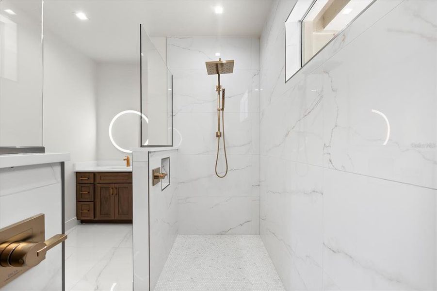 Furnished interior view inside a new home in , Port Charlotte (Image 53).