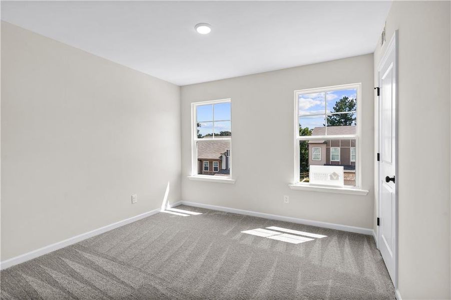 Spacious, unfurnished interior of a new home in The Collection at Vinings, Atlanta (Image 24). Spacious, unfurnished interior of a new home in The Collection at Vinings, Atlanta (Image 24).