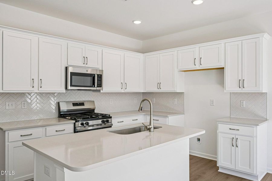 15-web-or-mls-Mirth Ct-S1403-015 15-web-or-mls-Mirth Ct-S1403-015