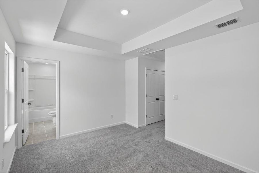 Spacious, unfurnished interior of a new home in Somerset at Veterans Memorial, Mableton (Image 27).