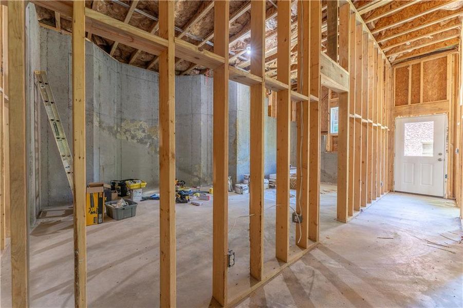 Spacious, unfurnished interior of a new home in , Suwanee (Image 18).