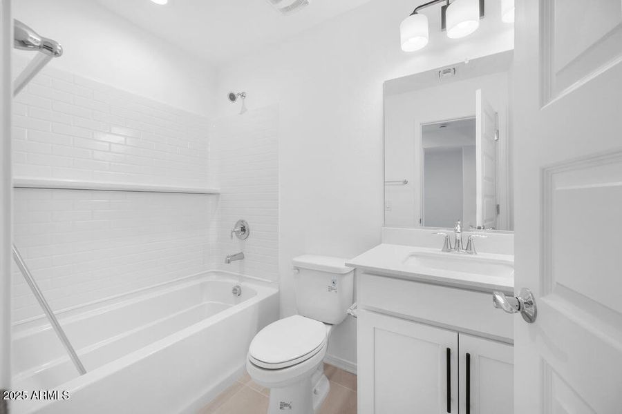 hj-az-phoenix-asante-vista-ellington-lot