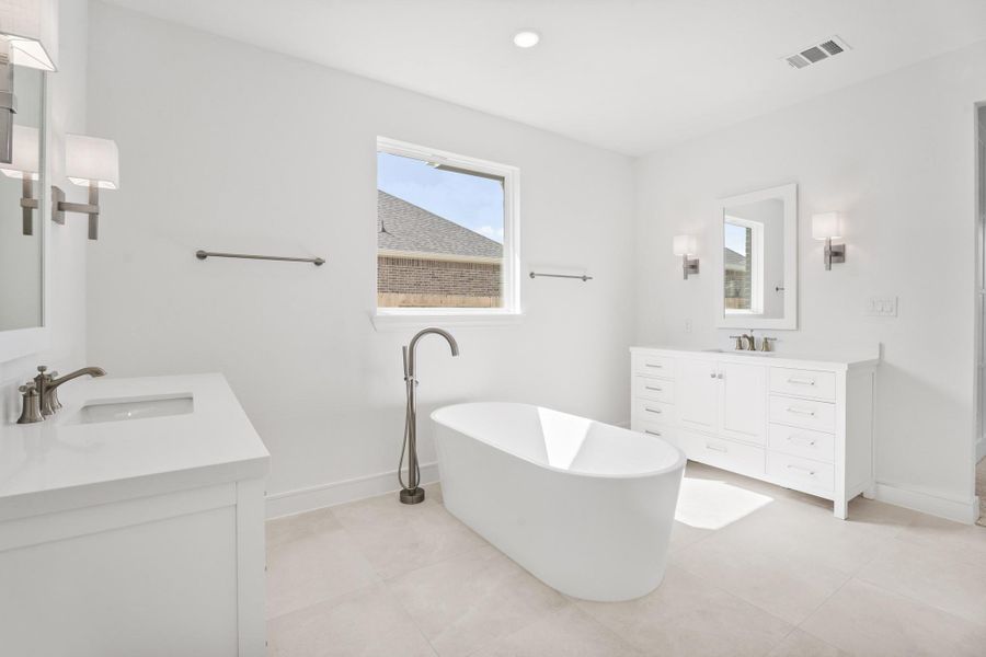 Furnished interior view inside a new home in Westland Ranch - 70' Homesites, League City (Image 11).