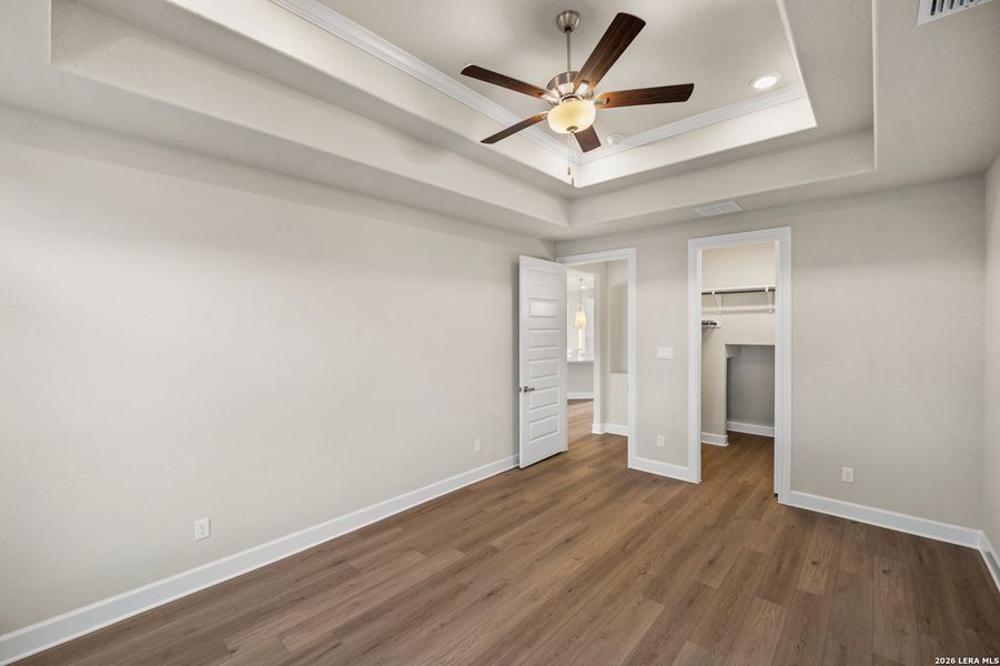 Spacious, unfurnished interior of a new home in Ventana, Bulverde (Image 38).