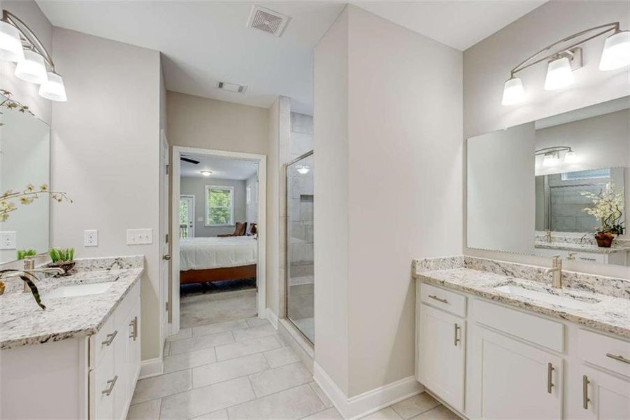 Furnished interior view inside a new home in , Gainesville (Image 18).