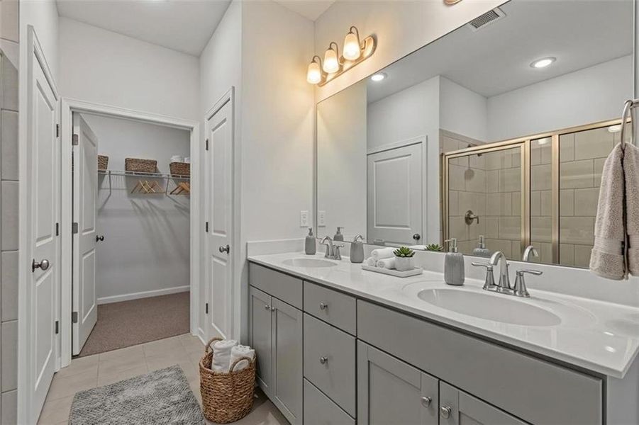 Furnished interior view inside a new home in Creekwood, Powder Springs (Image 7).