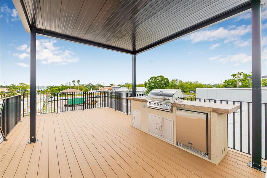 Exterior details and patio area of a home in Terraces at 87th, St. Petersburg (Image 25). Exterior details and patio area of a home in Terraces at 87th, St. Petersburg (Image 25).