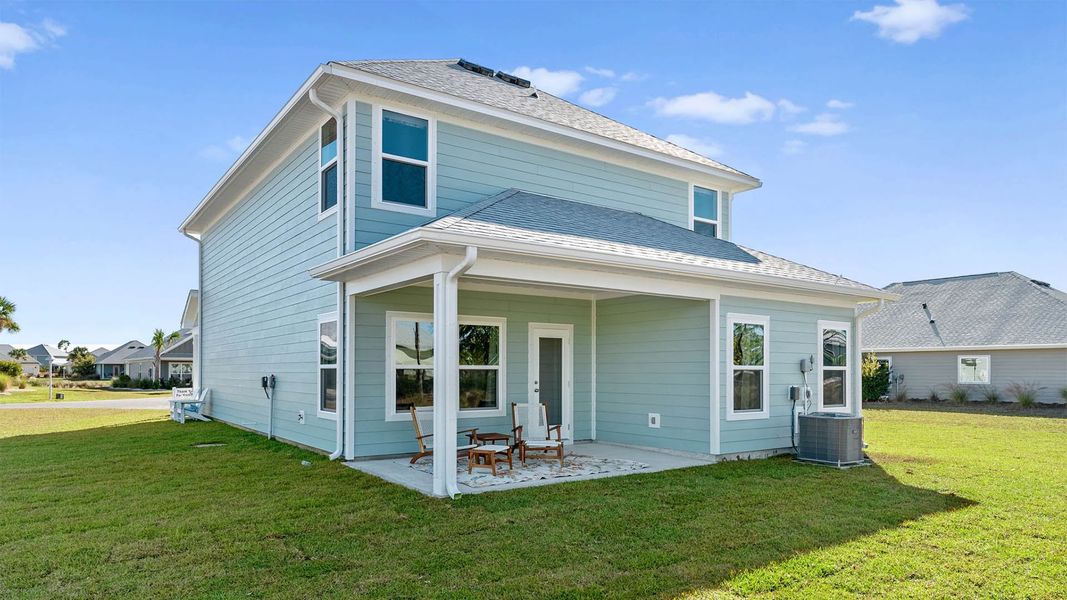 Representative exterior details of a home built from the The Alabaster by D.R. Horton in WindMark Beach, Port Saint Joe (Image 4).