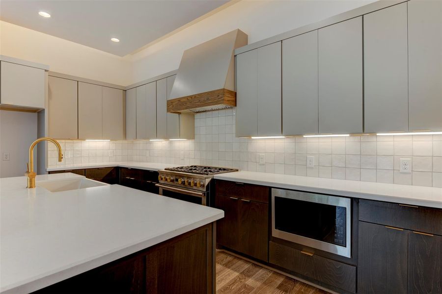 Furnished interior view inside a new home in , Houston (Image 5). Furnished interior view inside a new home in , Houston (Image 5).