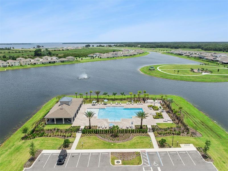 Community amenities in Buena Lago, St. Cloud (Image 28).