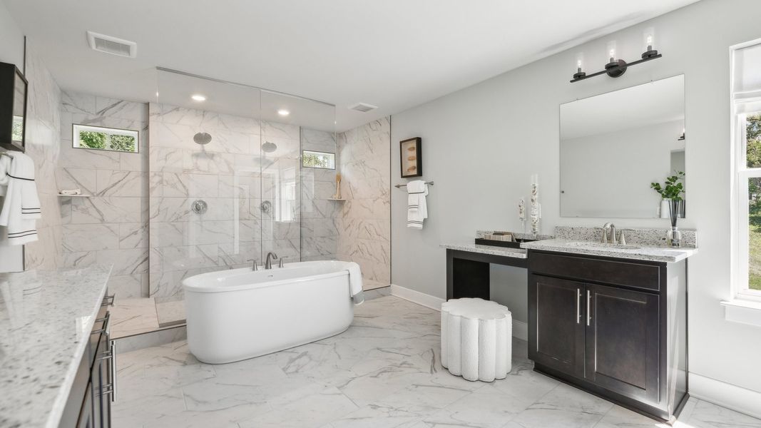 Representative furnished interior of a home built from the Jamestown by D.R. Horton in Fountain View, Ormond Beach (Image 43).