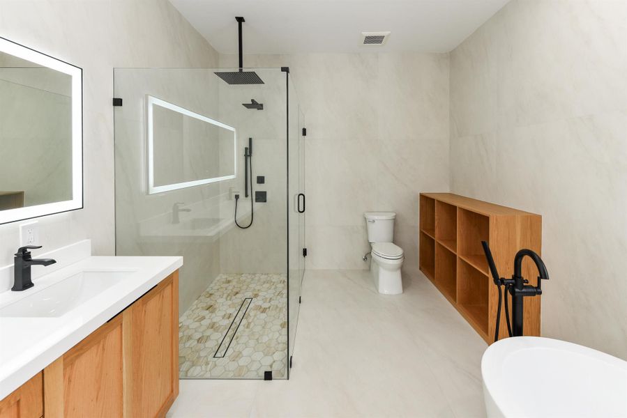 Furnished interior view inside a new home in , West Palm Beach (Image 9).