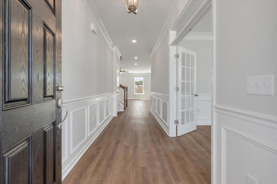 Spacious, unfurnished interior of a new home in Oakley Pointe, Moncks Corner (Image 18).