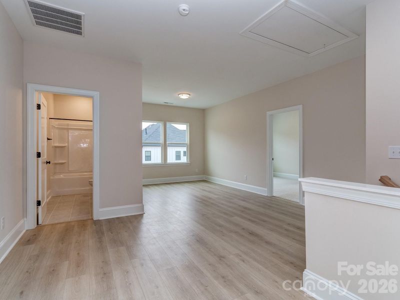 Spacious, unfurnished interior of a new home in , Gastonia (Image 21).