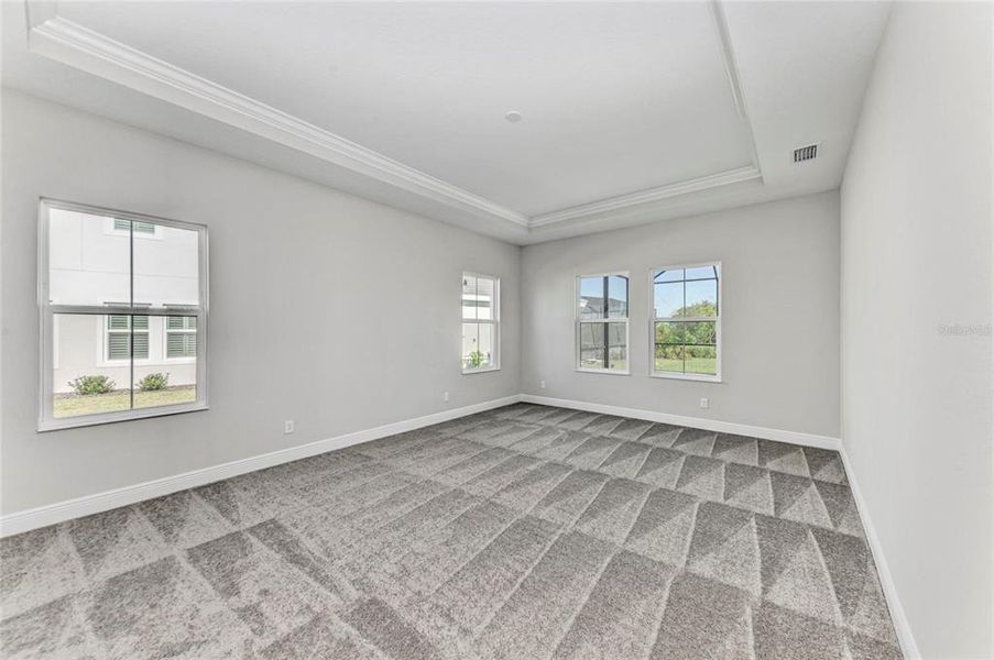 Spacious, unfurnished interior of a new home in , Venice (Image 30).