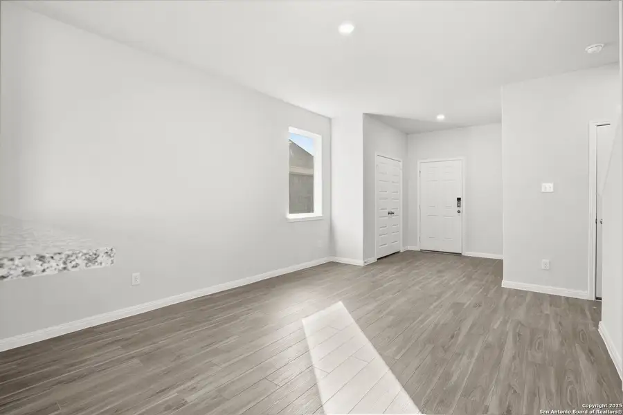 Spacious, unfurnished interior of a new home in Applewhite Meadows, San Antonio (Image 11).