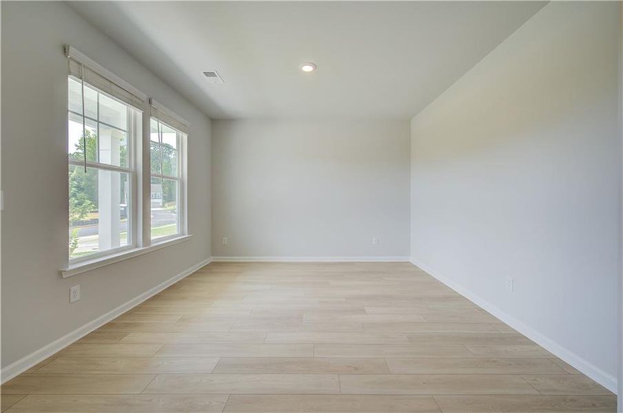 Spacious, unfurnished interior of a new home in Cooper Park, McDonough (Image 31). Spacious, unfurnished interior of a new home in Cooper Park, McDonough (Image 31).